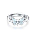 Bague élégante en argent avec pendentif papillon lumineux